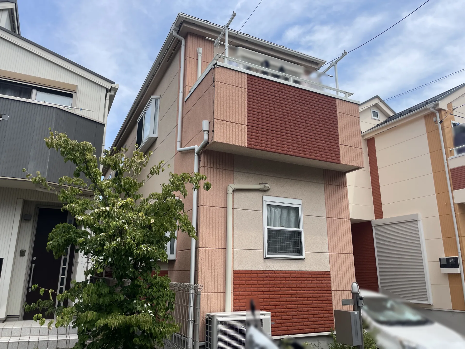 落ち着いたトーンにチェンジ。アステックペイント『ミッドビスケット×リーガルブラウン』で長く安心&愛される住まいへ。R7.9横須賀市S様邸