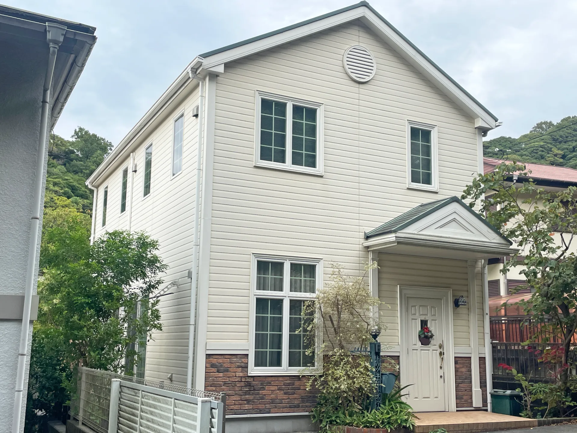 葉山町S様邸｜外壁塗装施工前