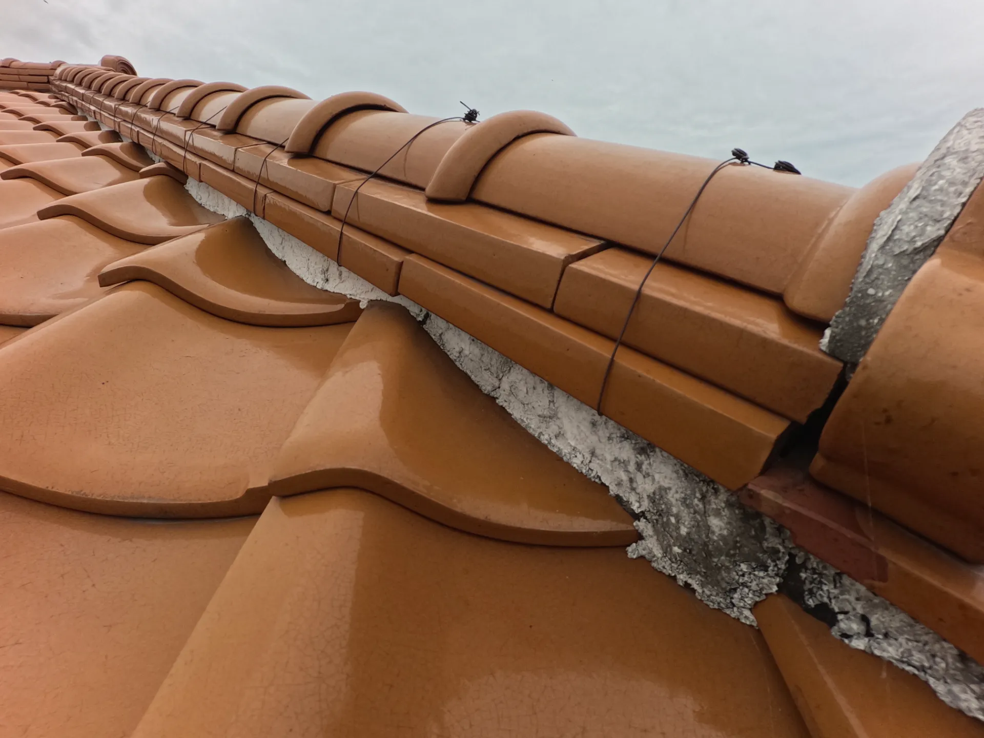 横須賀市S様邸｜瓦屋根 漆喰詰め直し工事前